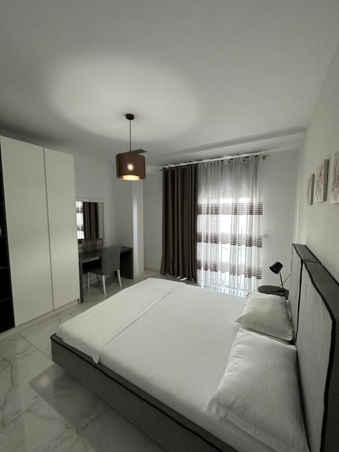Luxury Penthouse B&E Apartment Sarande Exterior photo